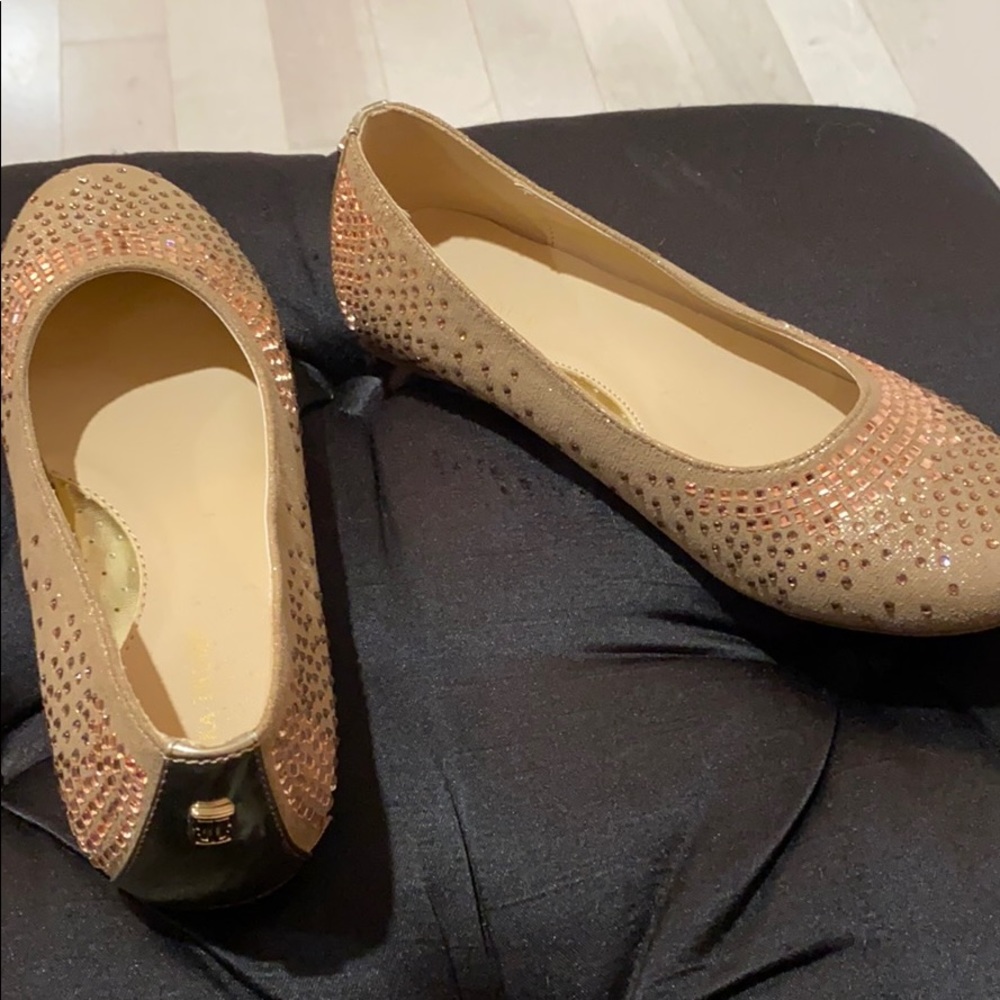Girls ballet shoe gold glitter dress shoes Size 3